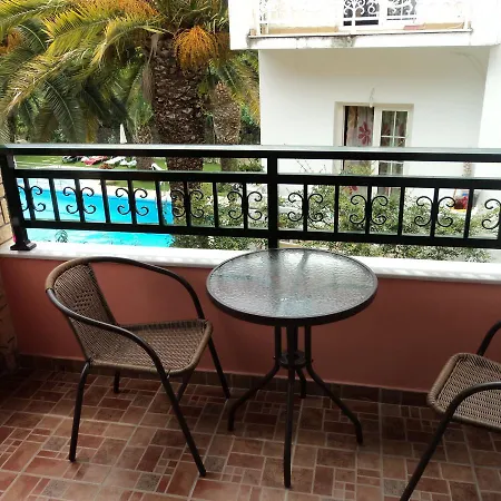 別荘 Maistralis House アギオス・ゴルディオス